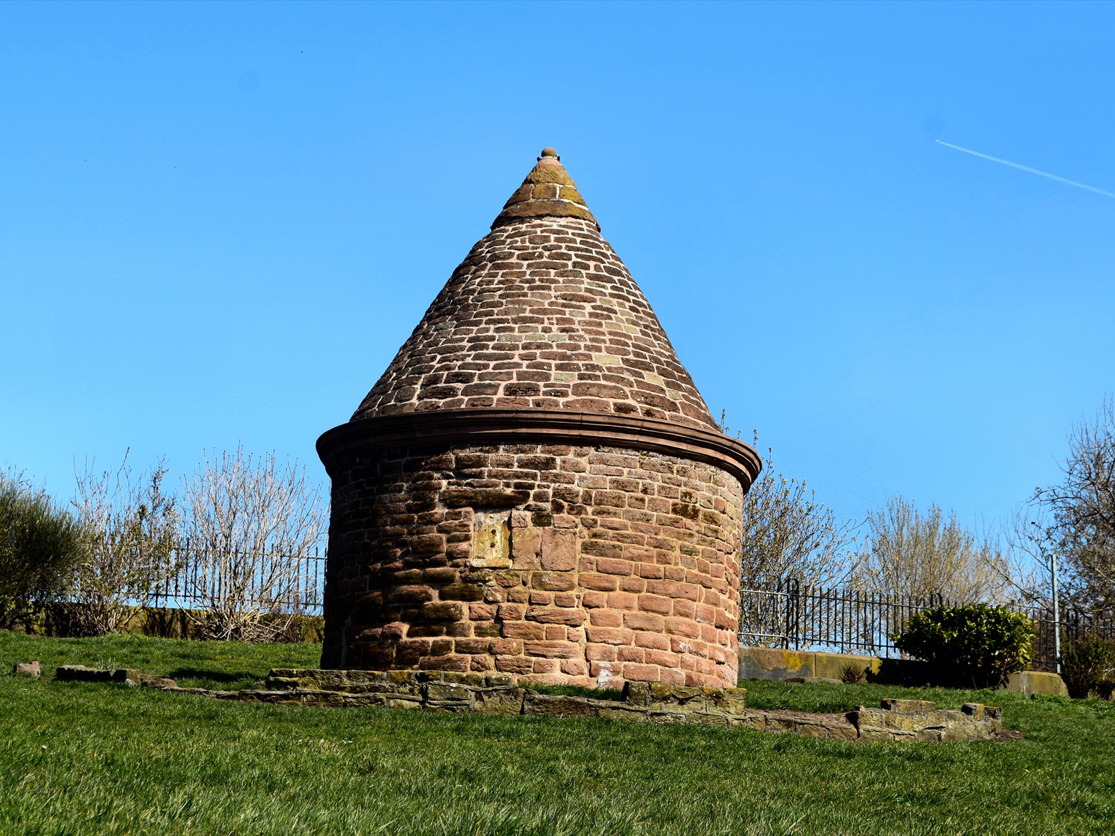 Everton Lock-Up